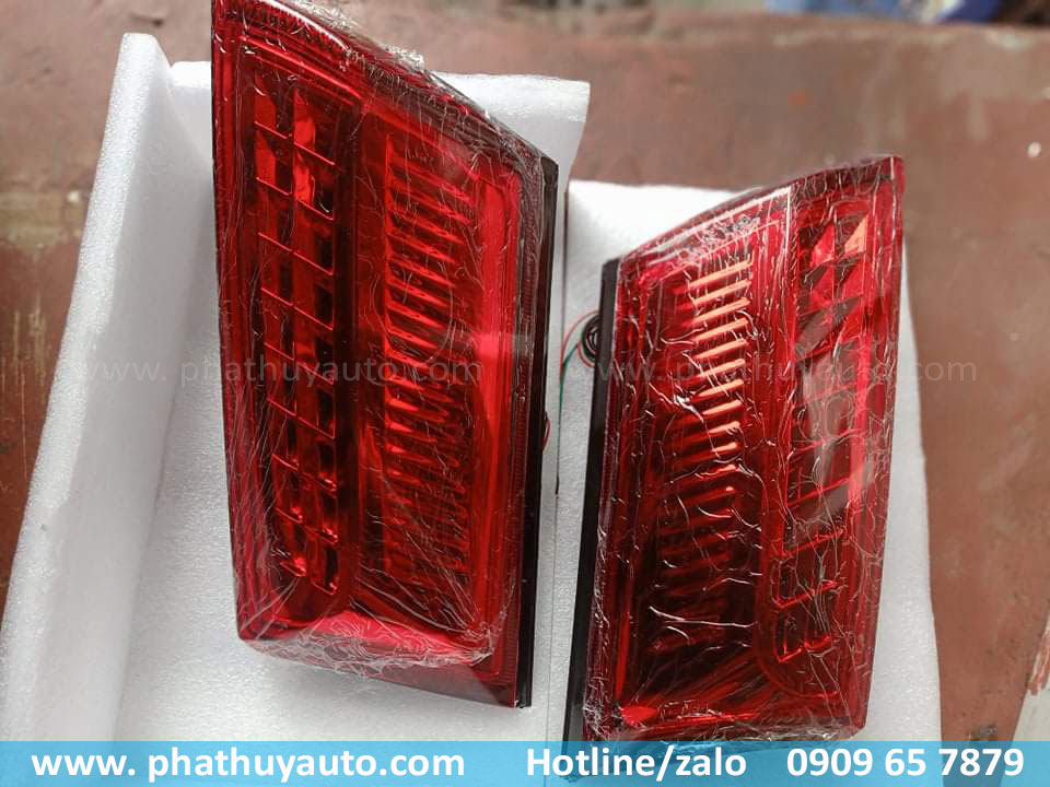 Đèn Led Trụ Sau xe Ecosport