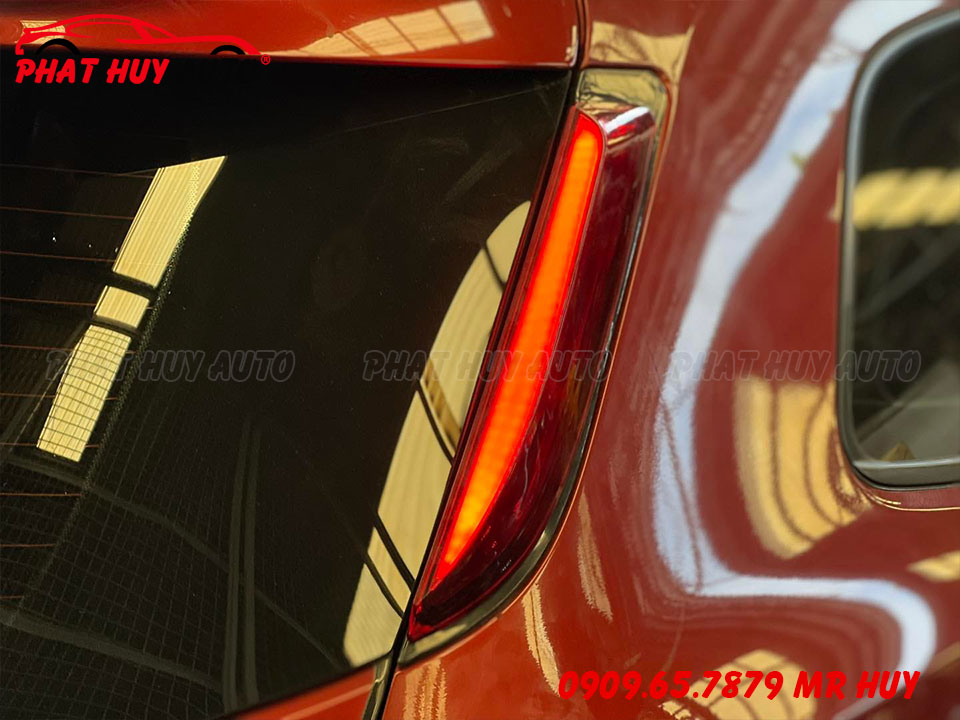 Đèn phanh Led sau cốp Everest