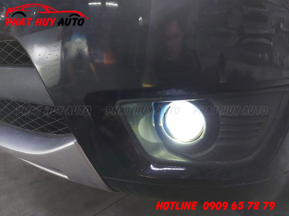 Độ bi gầm cho Ford Escape
