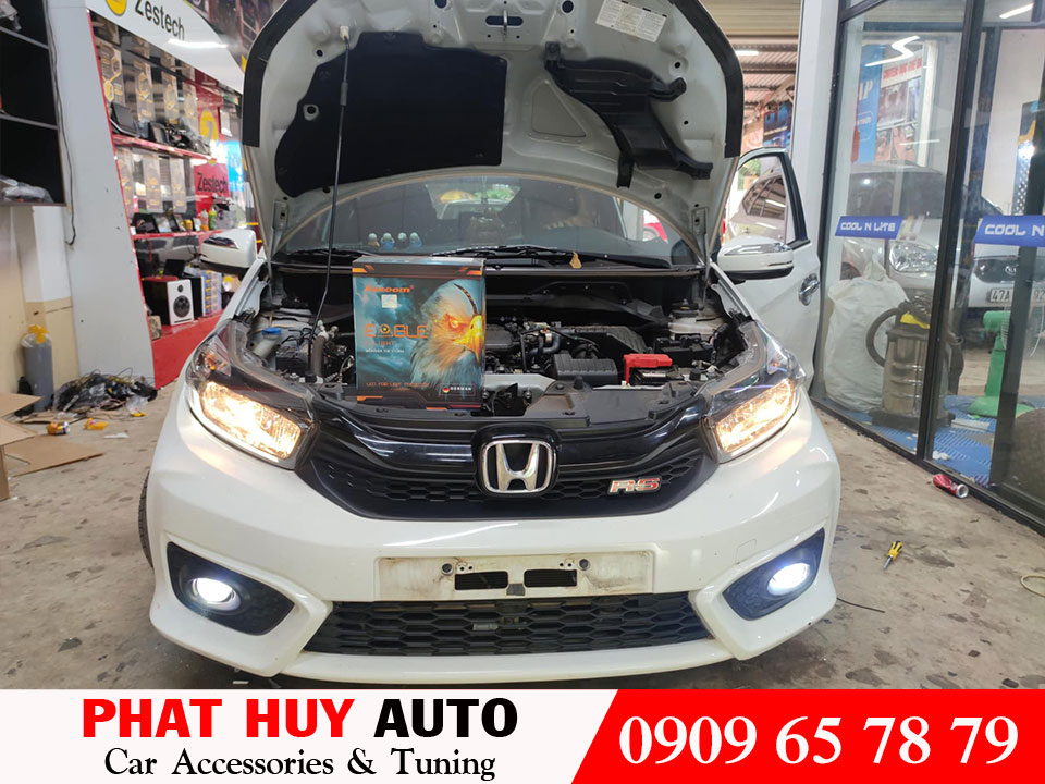 Độ bi gầm Honda Brio