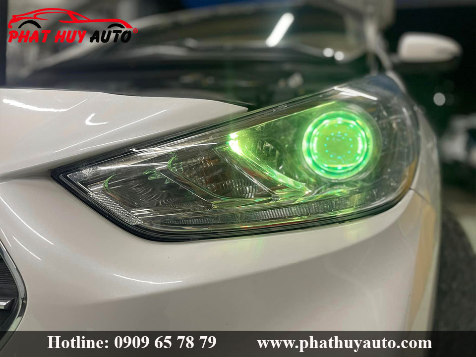 Độ Bi Laser Domax Omega xe Accent 2020