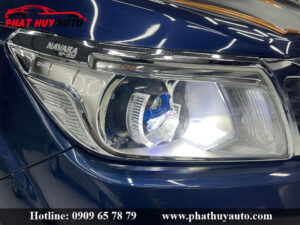 Độ Bi Laser Megalodon xe Nissan Navara