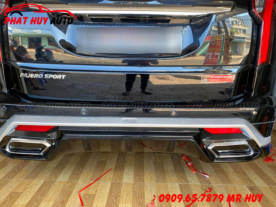 Độ Body kit Pajero Sport 2021