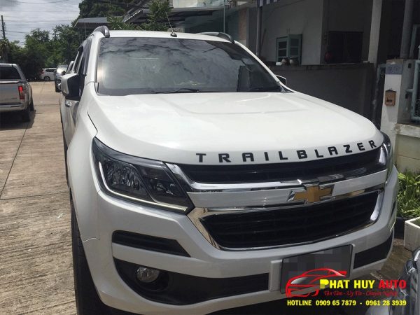 Độ cốp điện cho xe Trailblazer