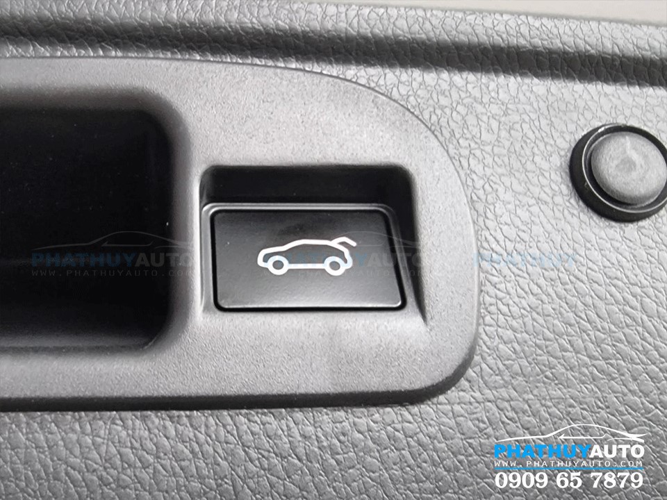 Độ cốp điện Pajero Sport 2021