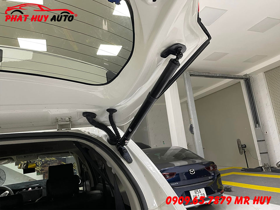 Độ Cốp điện Toyota Rush 2022