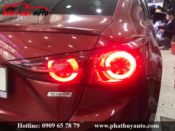 Độ cụm đèn hậu Mazda 3 2017