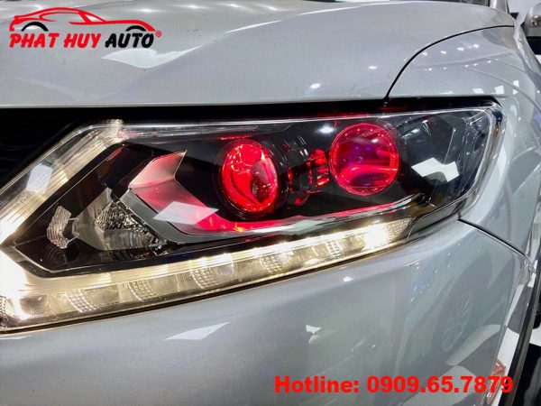 Độ đèn Bi Domax X Led Pro xe Nissan Xtrail