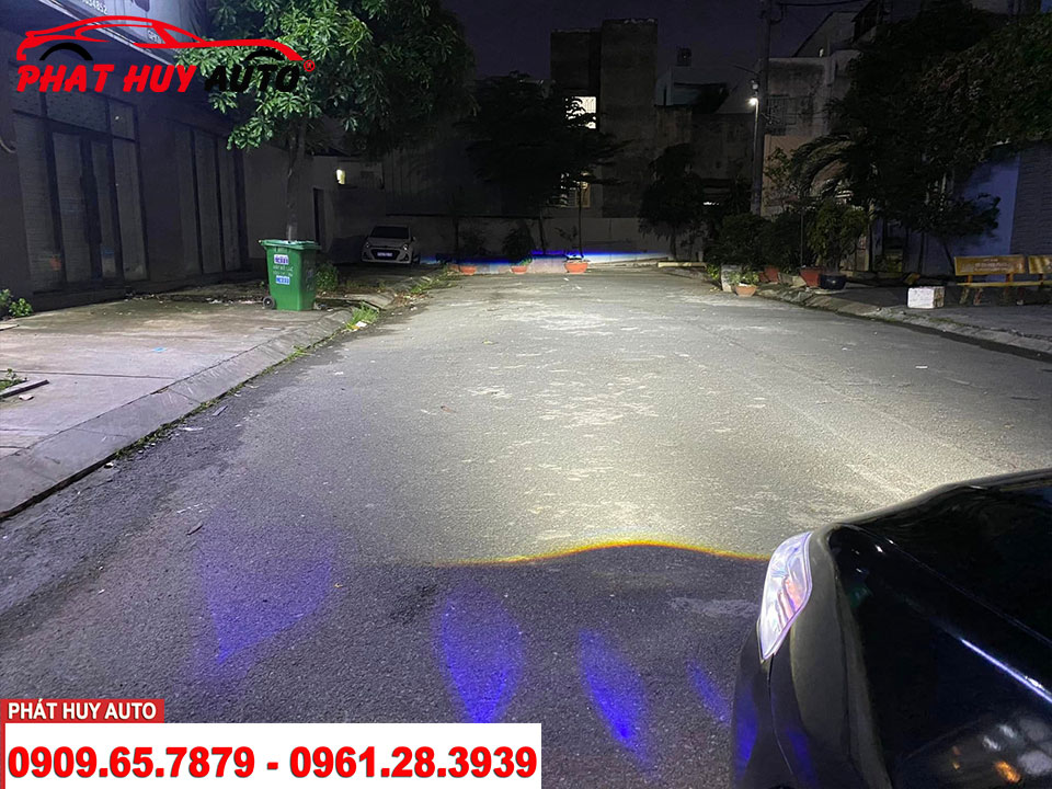 Độ đèn Bi Led Camry 2010