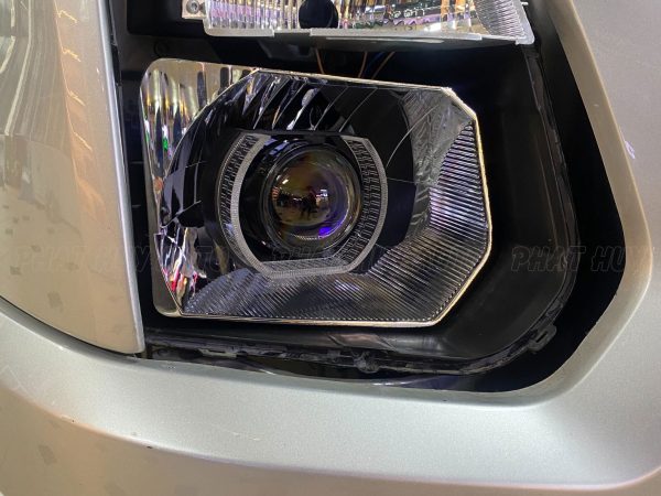 Độ đèn Bi Led Ford Transit