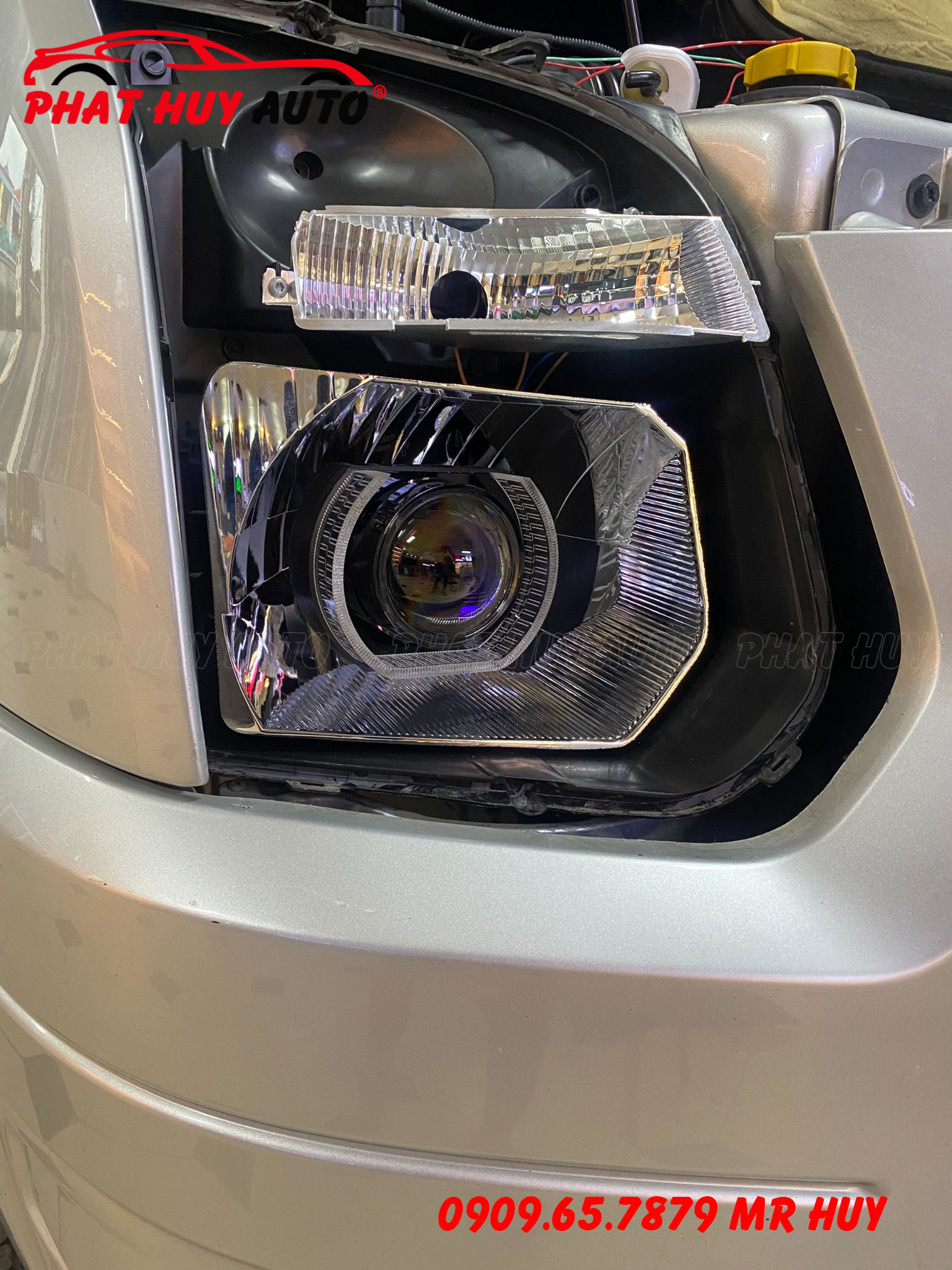 Độ đèn Bi Led Ford Transit