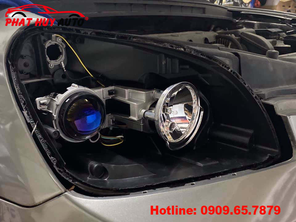 Độ Đèn bi led Wolf Light xe Kia Carens