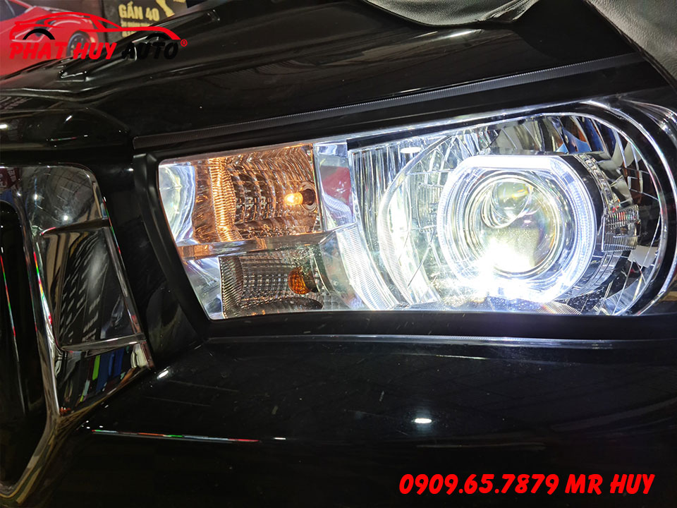 Độ Đèn Bi Xenon Cho Hilux