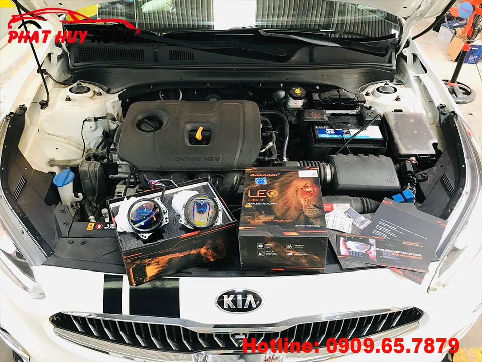 Độ đèn bi xenon Kia Cerato