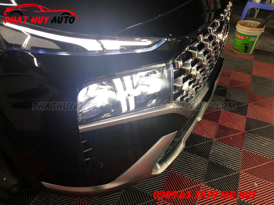 Độ đèn cho xe Santafe 2021