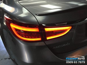Độ đèn hậu cho Mazda 6