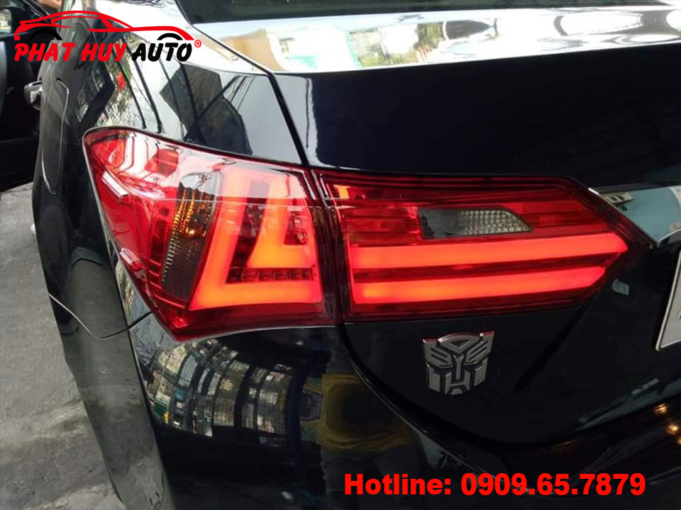 Độ đèn hậu Toyota Altis 2014-2016