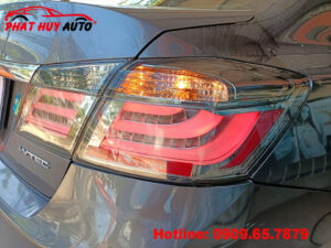 Độ đèn hậu xe Accord 2013