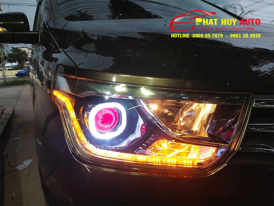 Độ đèn led bi-xenon Hyundai Starex