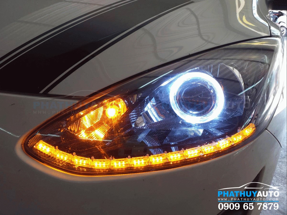 Độ đèn Led cho Mazda 2