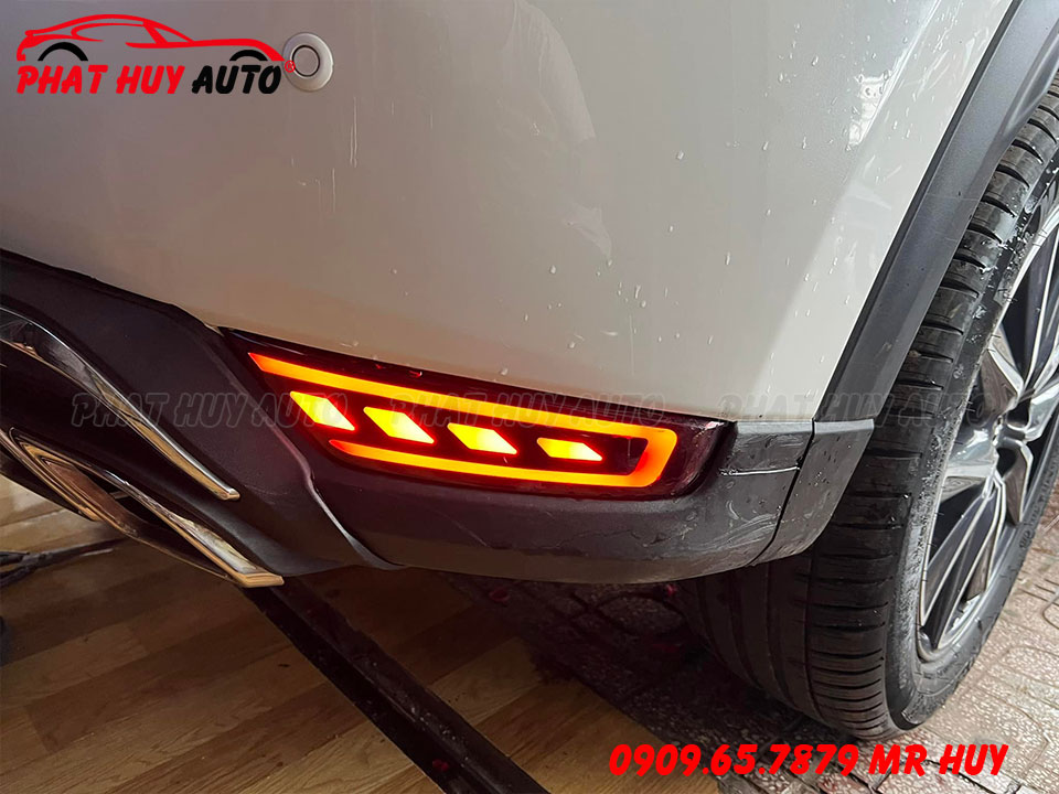 Độ đèn led gầm sau Mazda CX5