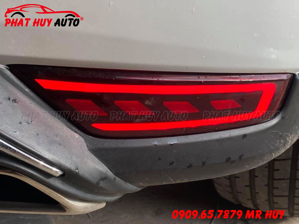 Độ đèn led gầm sau Mazda CX5