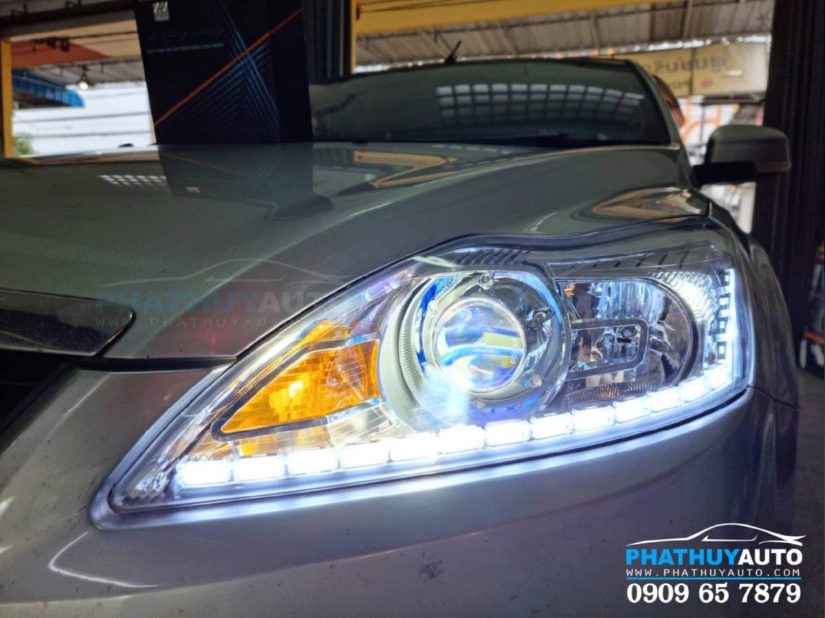 Độ đèn Led mí Ford Focus