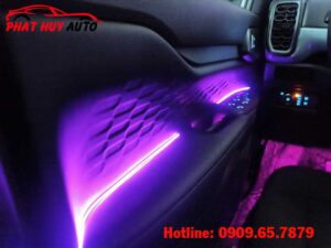 Độ đèn LED nội thất Ford Ranger 2023