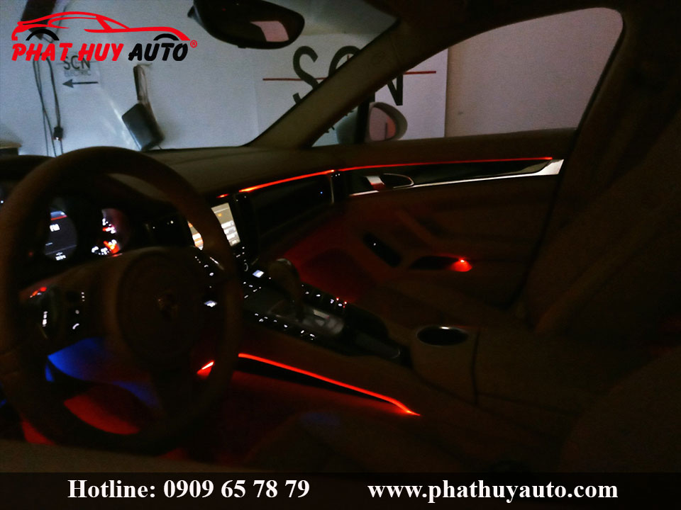 Độ đèn led nội thất Porsche Panamera