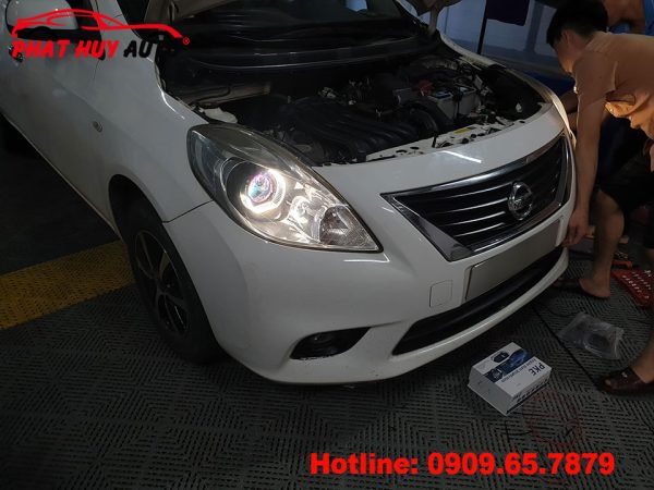 Độ đèn pha xe Nissan Sunny