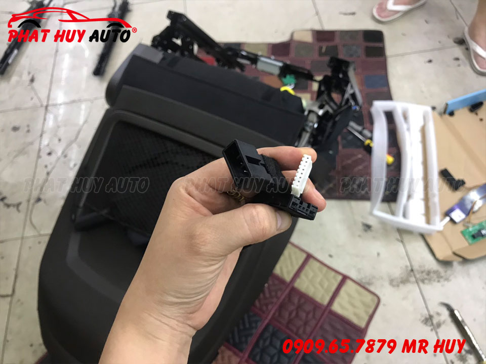 Độ ghế chỉnh điện OSAKA cho Vinfast Lux A