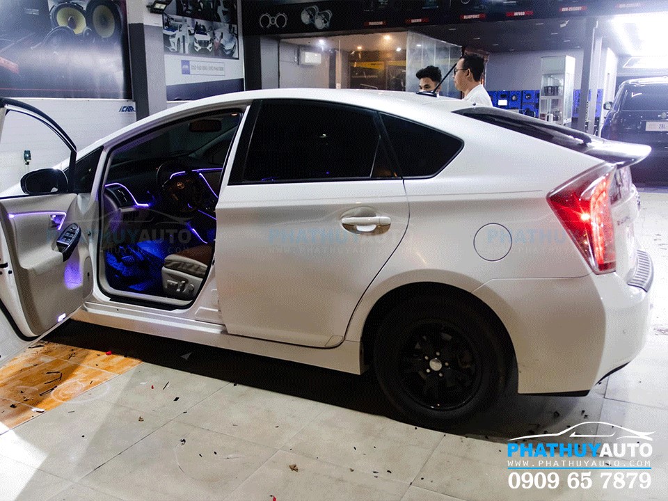 Độ Led nội thất Toyota Prius