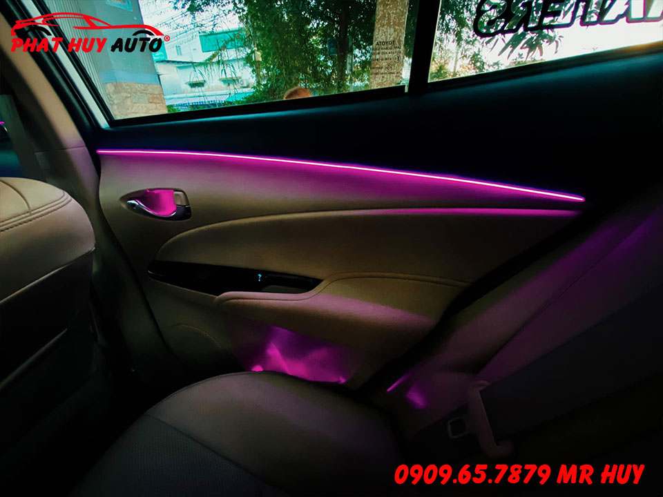 Độ led nội thất Toyota Veloz