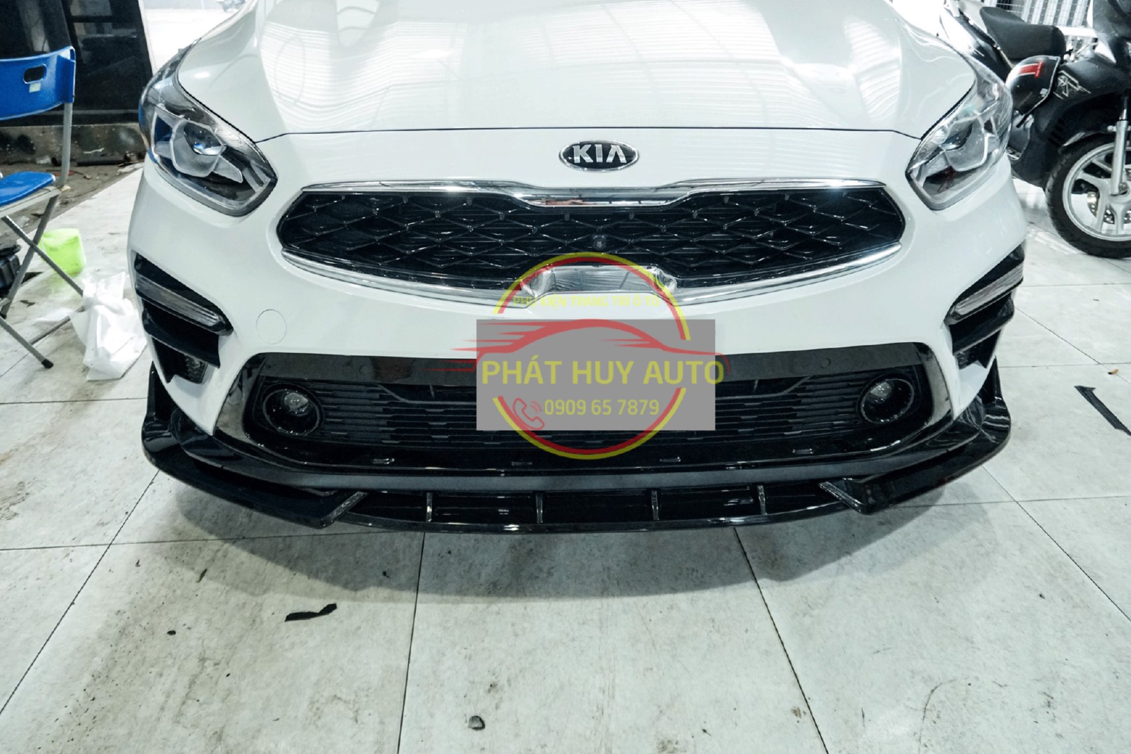 Độ líp cản trước Kia Cerato