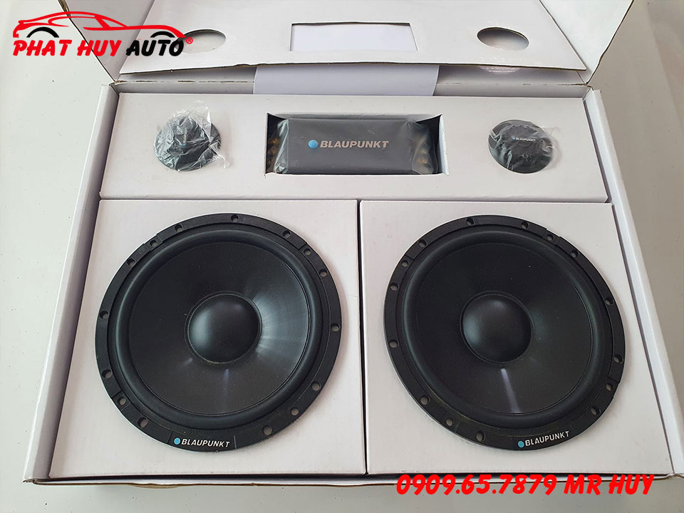 Độ Loa Cánh Cửa Peugeot 2008