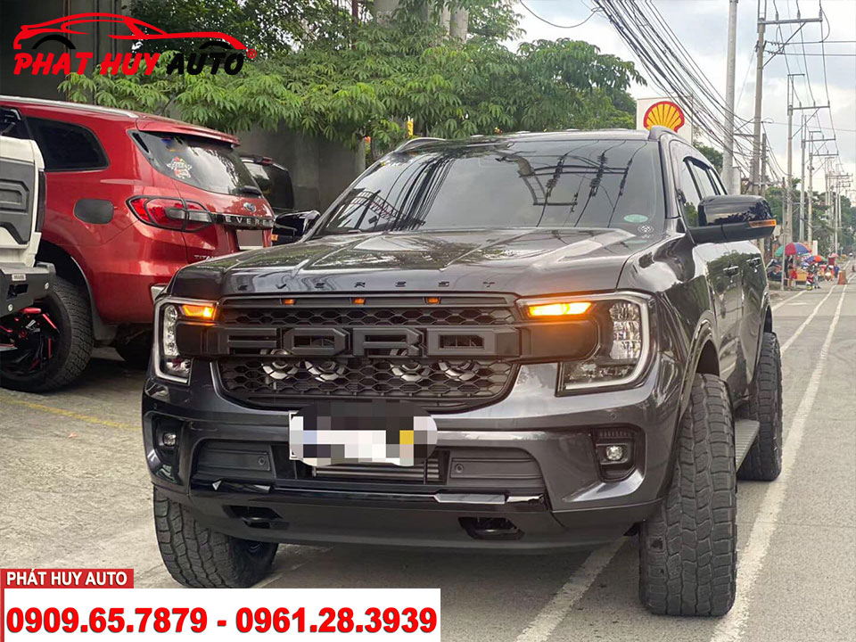 Độ mặt ca lăng Everest 2022