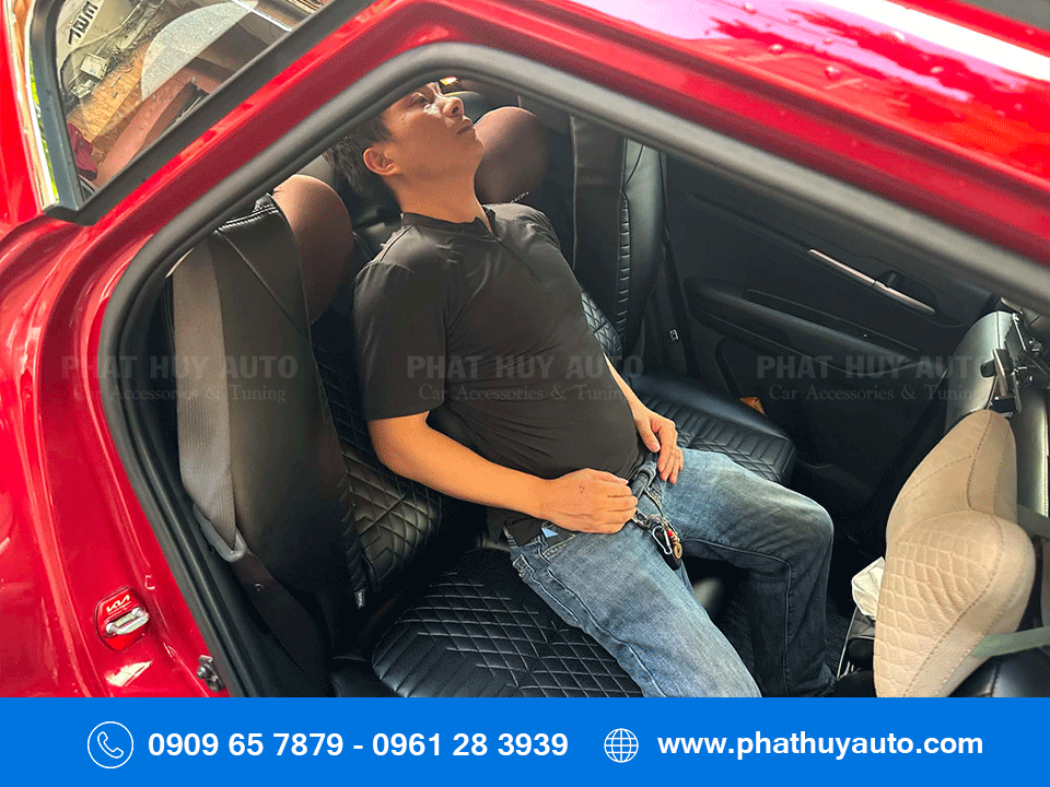 Độ ngả ghế sau Suzuki Fronx