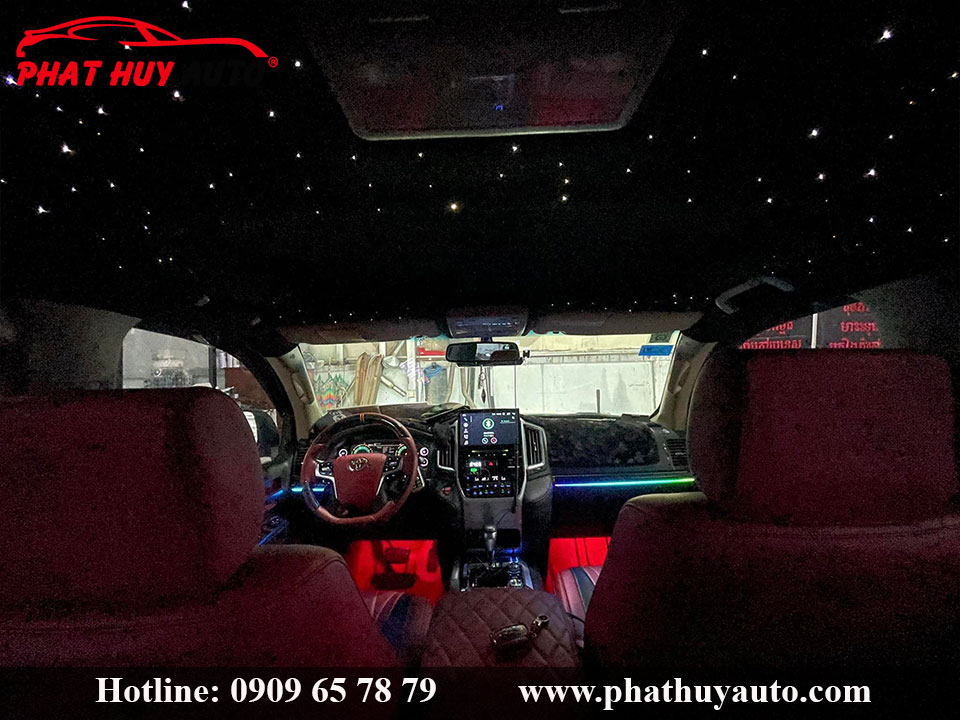 Độ nội thất xe Toyota Land Cruiser