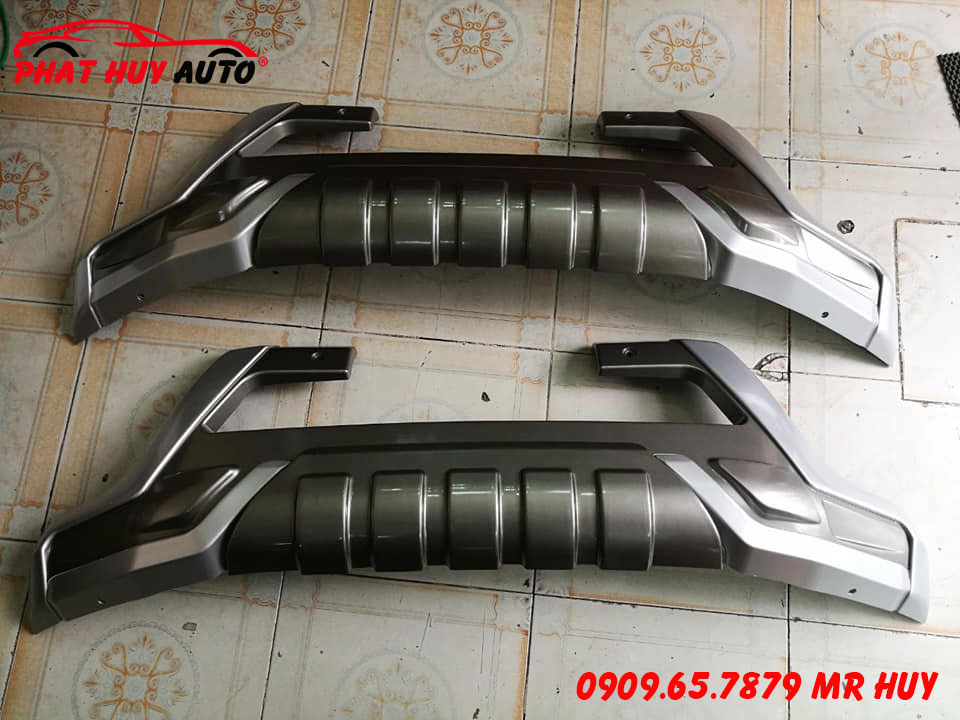 Độ ốp cản trước Nissan Navara
