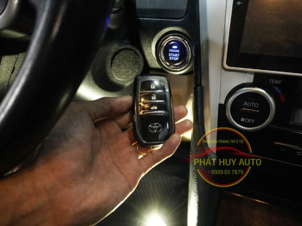 Độ Start/Stop SmartKey cho Toyota Camry