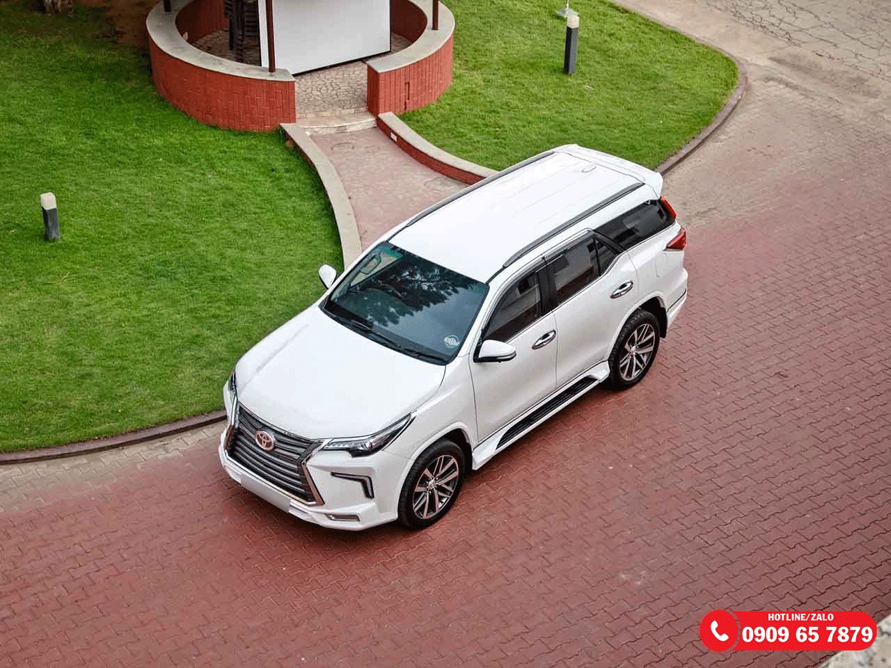 Độ xe Fortuner 2017 thành Lexus