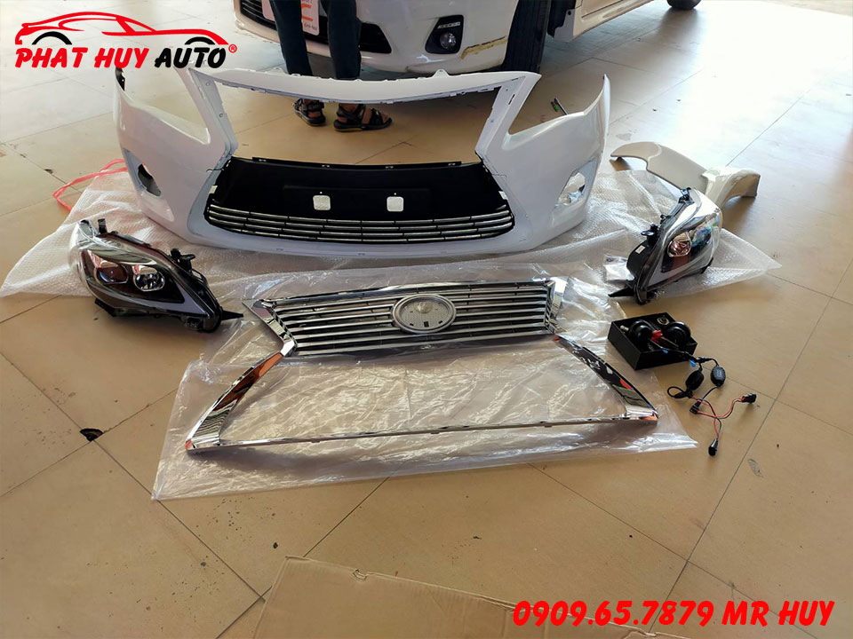 Độ xe Toyota Altis thành Lexus