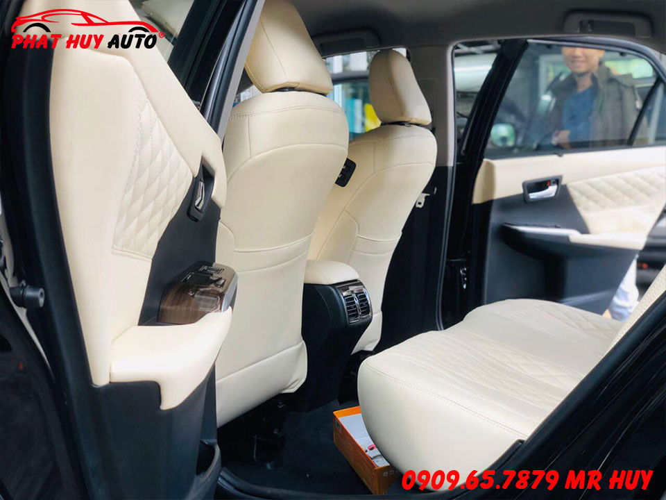 Đổi màu nội thất Camry 2015