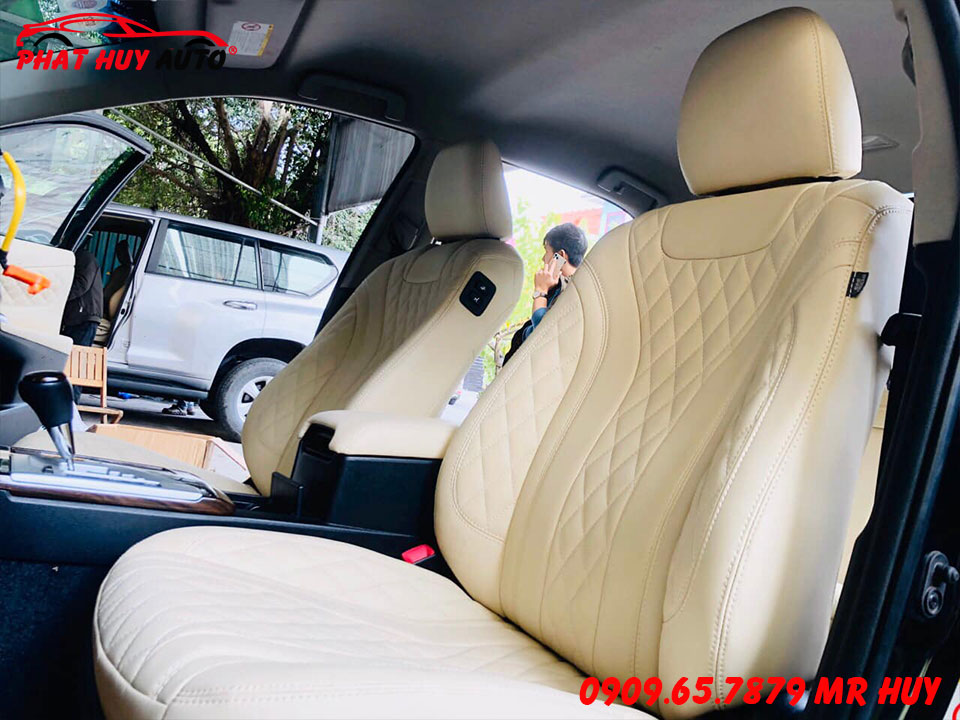 Đổi màu nội thất Camry 2015