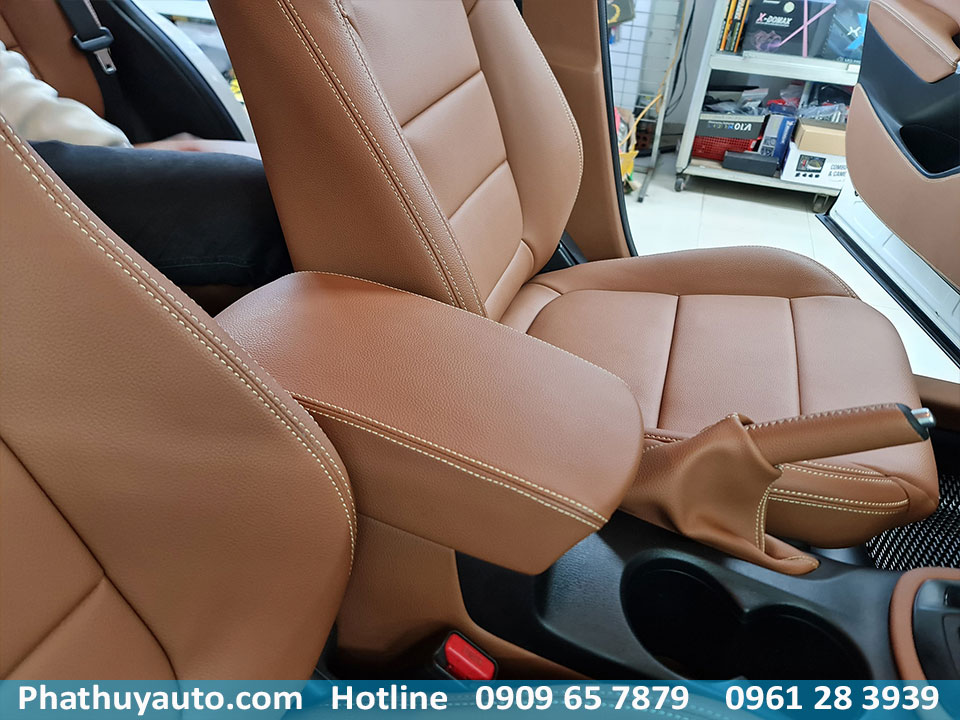 Đổi màu nội thất Mazda CX5