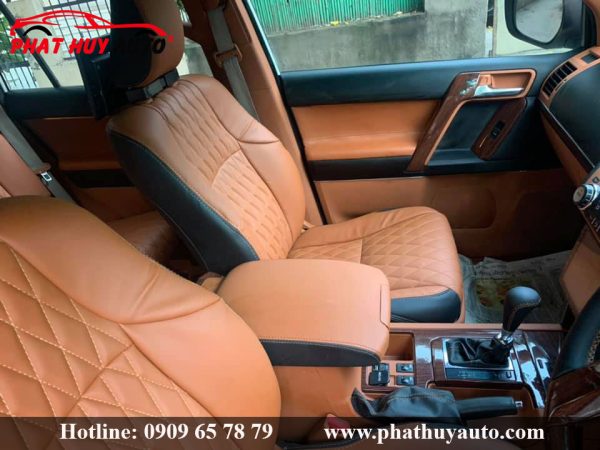 Đổi màu nội thất Toyota Prado