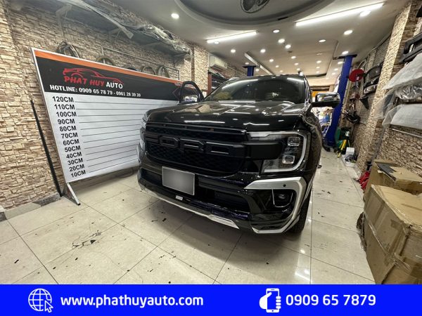 Ford Everest 2023 độ Bodykit Victor