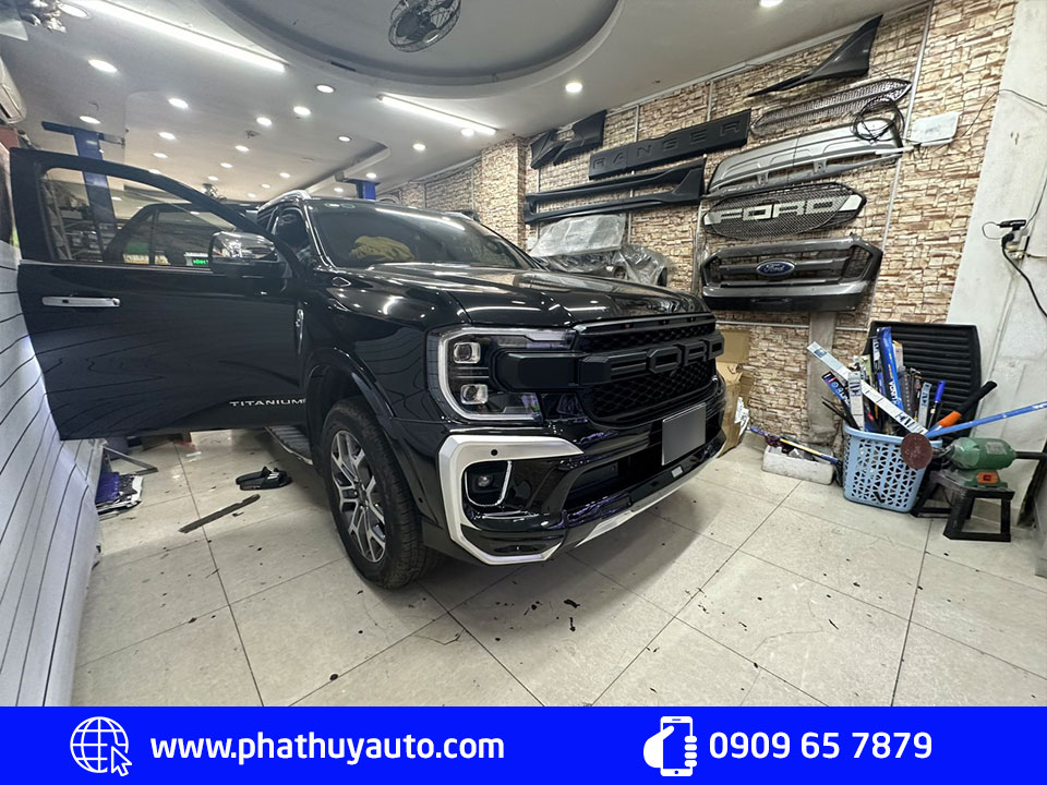 Ford Everest 2023 độ Bodykit Victor