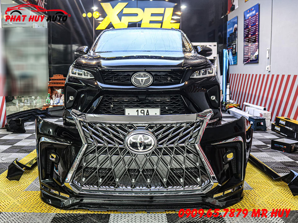 Fortuner 2021-2022 độ body kit Lexus