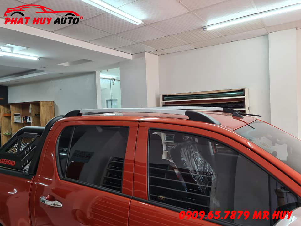 Giá nóc dọc cho Toyota Hilux